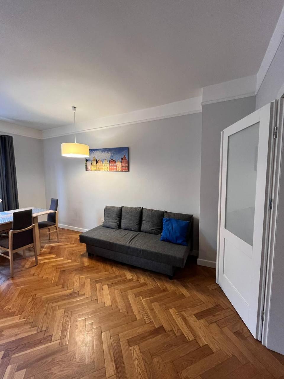 Z Apartment On Town Hall - Rynek Ratusz - 2 Rooms Wrocław Extérieur photo